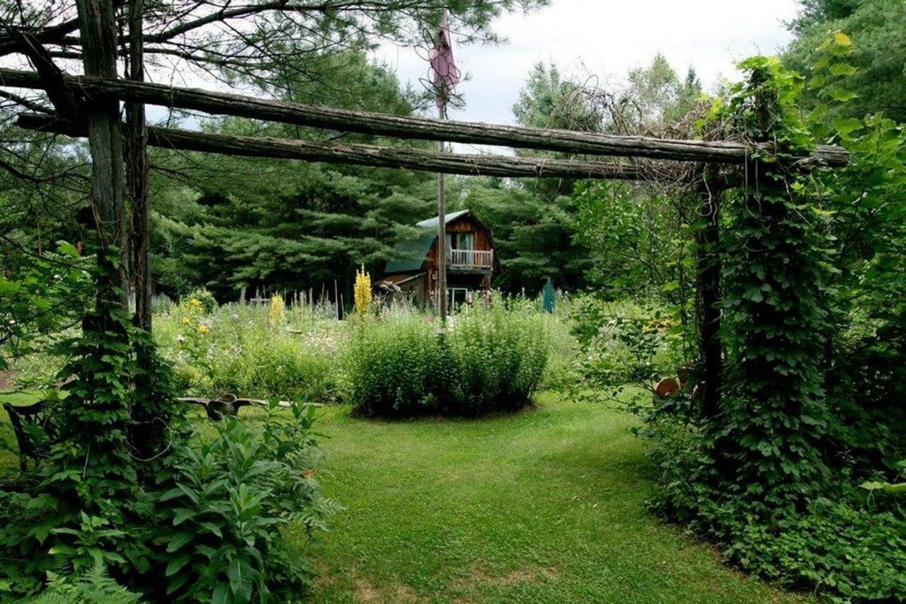 Jardins De L'Achillee Millefeuille Bed and Breakfast La Conception Εξωτερικό φωτογραφία